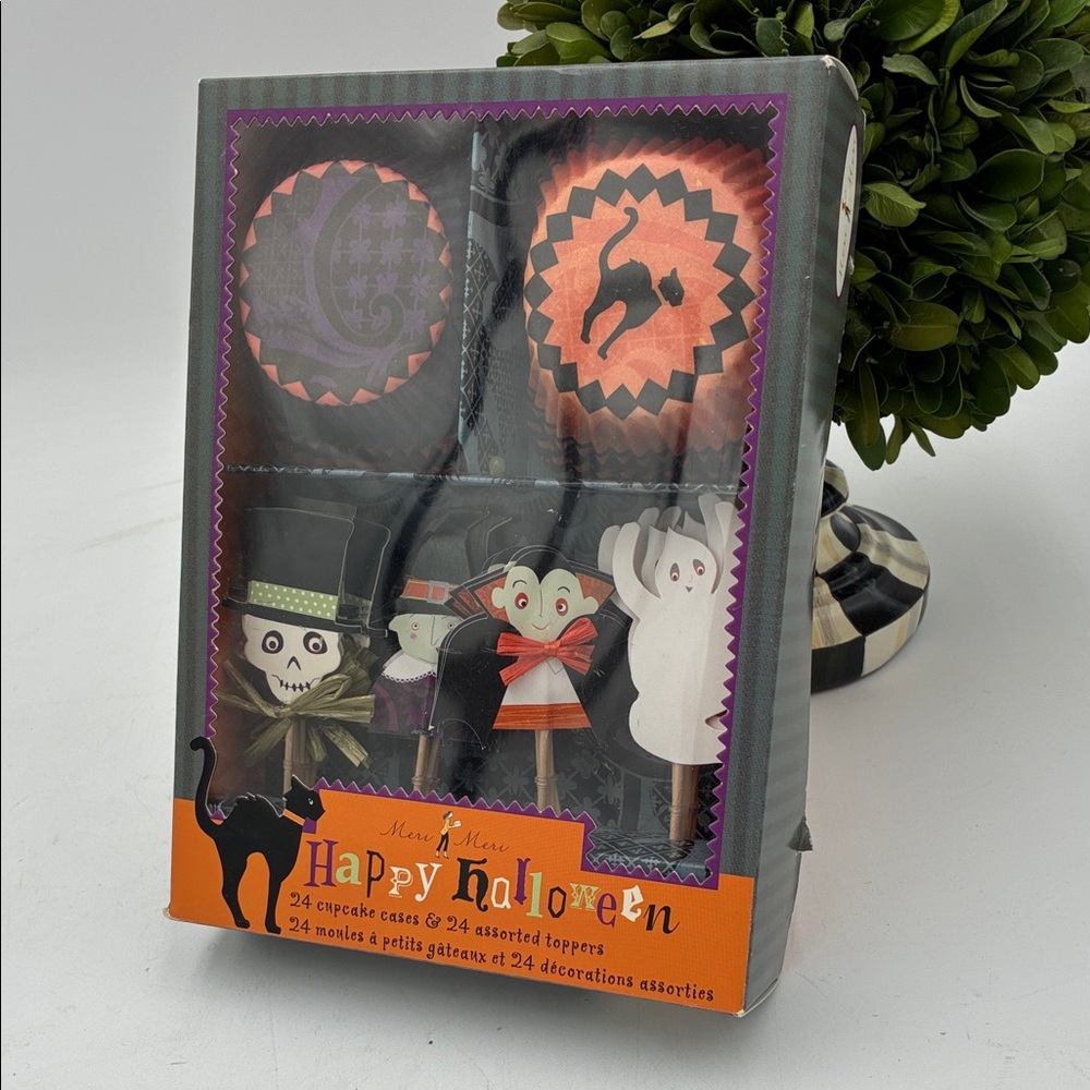 Williams Sonoma Halloween Cupcake Kit - Orange and Black